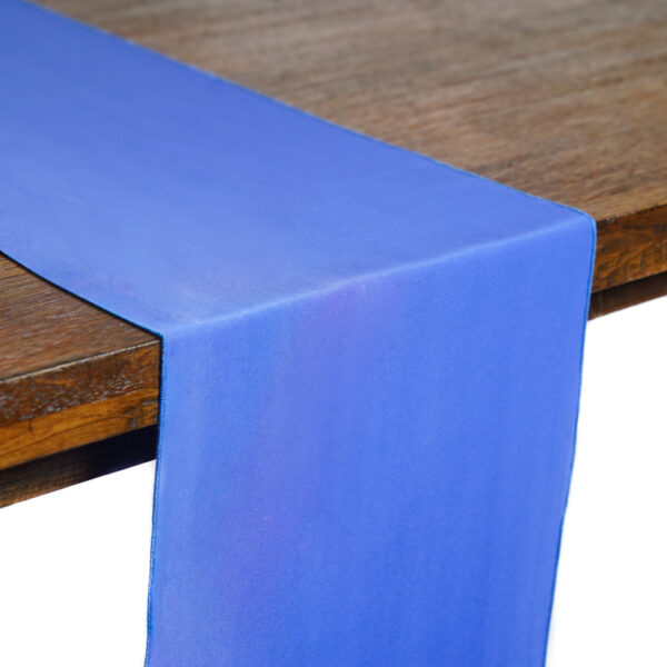 Perrywinkle Lamour Table Runner