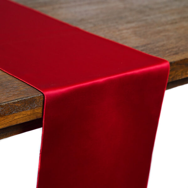Valentine Red Lamour Table Runner