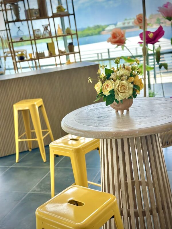 Sunray Cocktail Table
